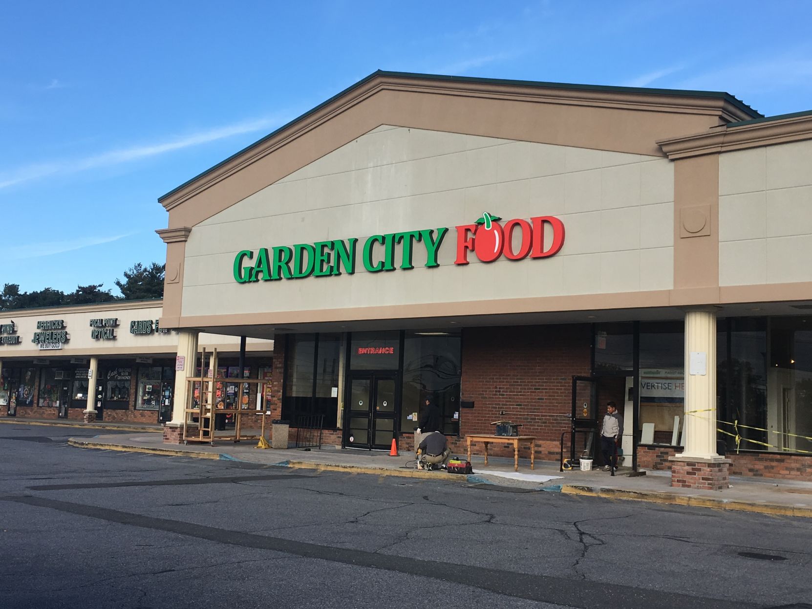 Garden City Food Takes Over In Garden City Park The Island Now