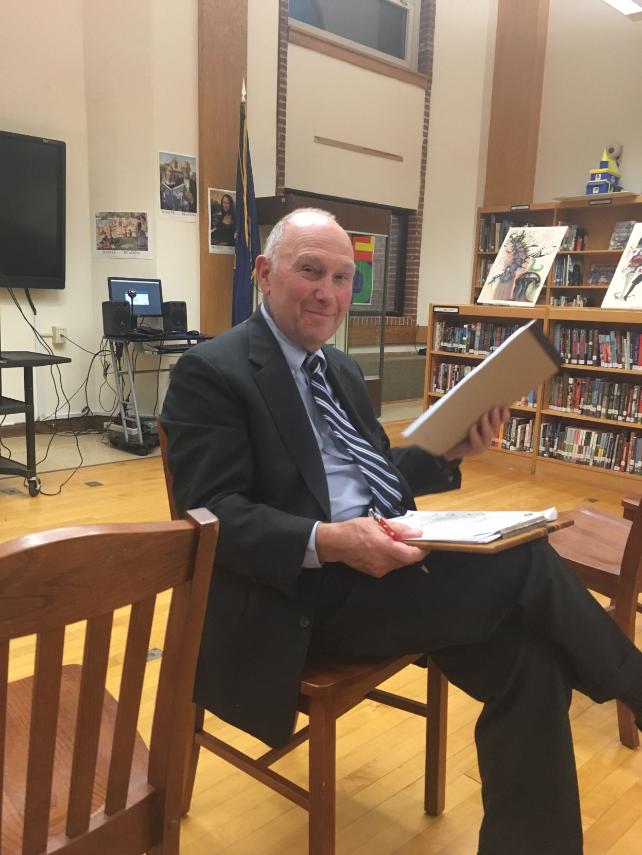 Community joins in Manhasset superintendent search