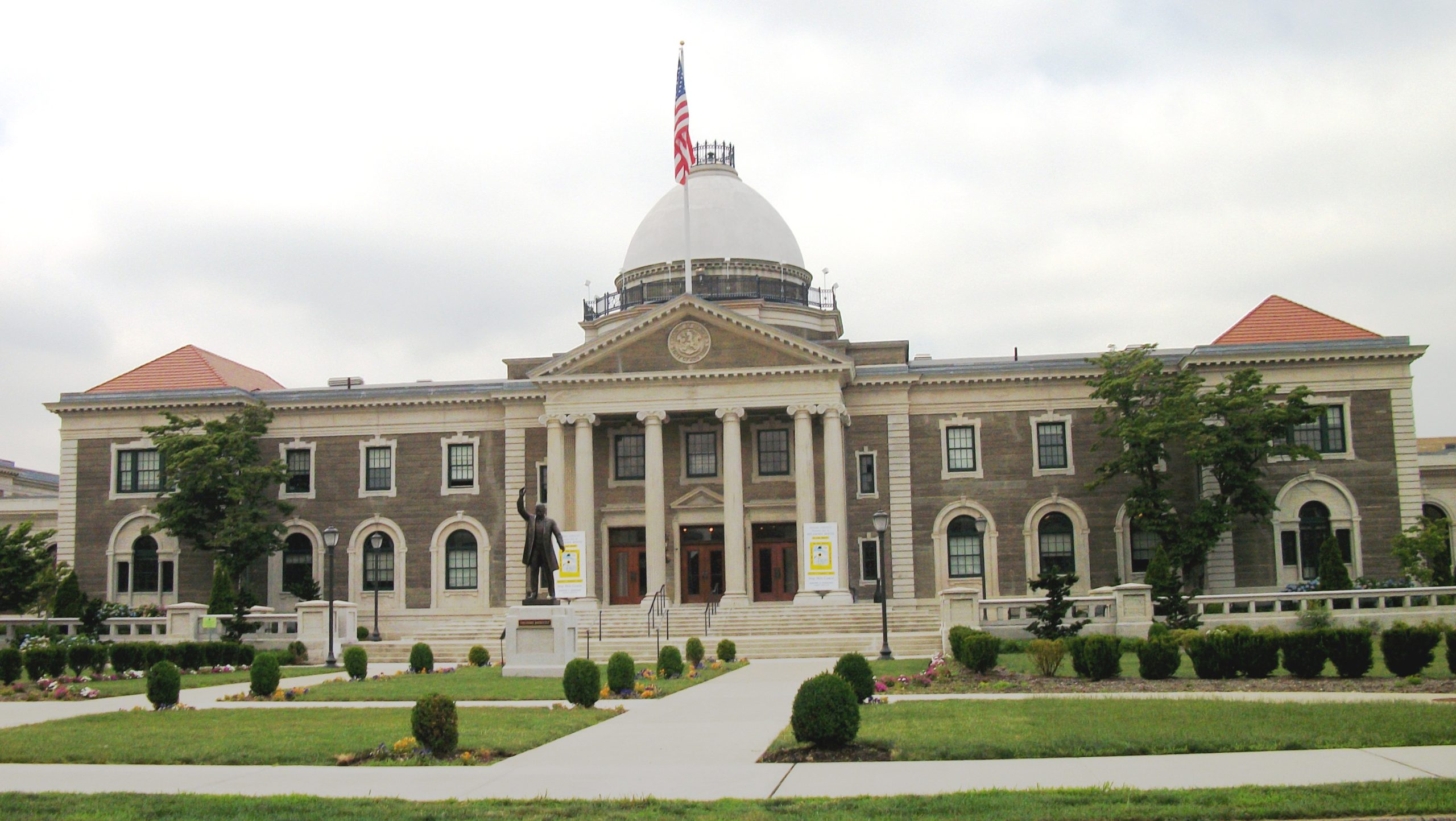 Nassau Legislature approves Curran appointees