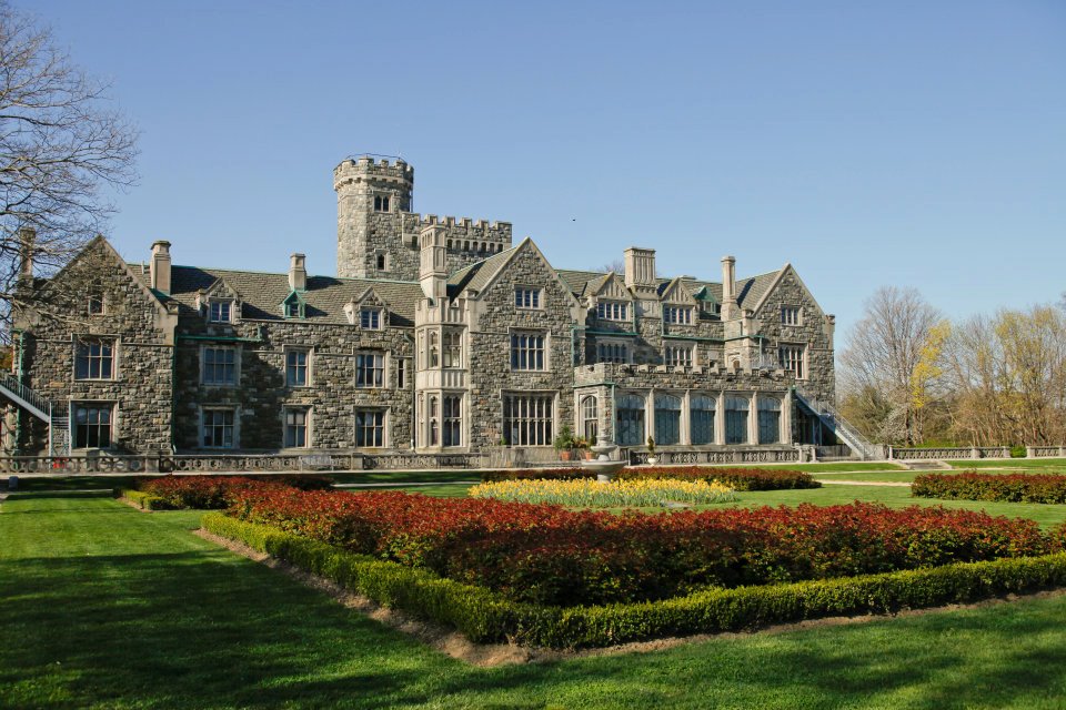 long island castle sands Sands Point at a Autumn season is special historic