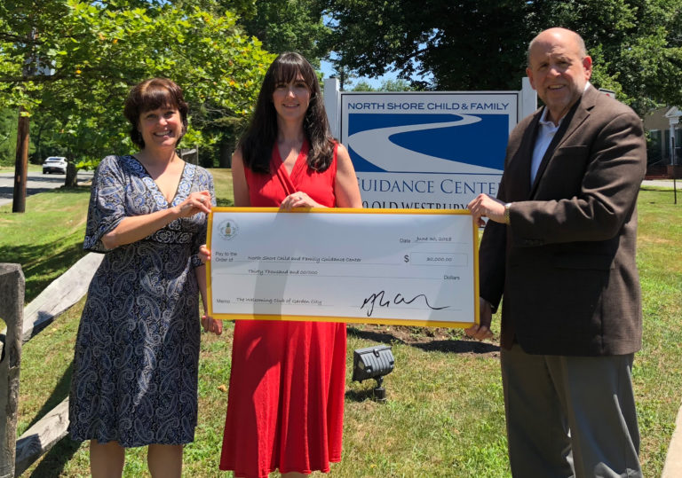 Garden City Welcoming Club donates $30K to North Shore guidance center
