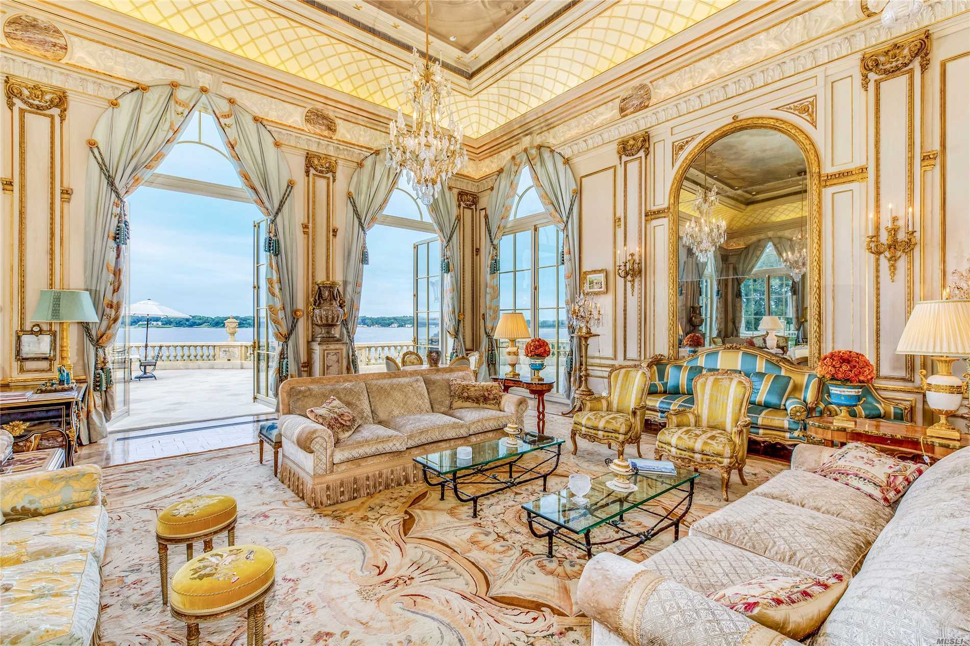 Versailles meets modern living in $50M Kings Point home - The Island Now