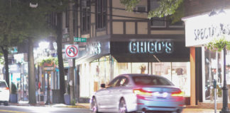 Chico’s, a women’s clothing boutique store on the corner of Middle Neck Road and Elm Street, is in its final days, a customer service representative said. (Photo by Janelle Clausen)
