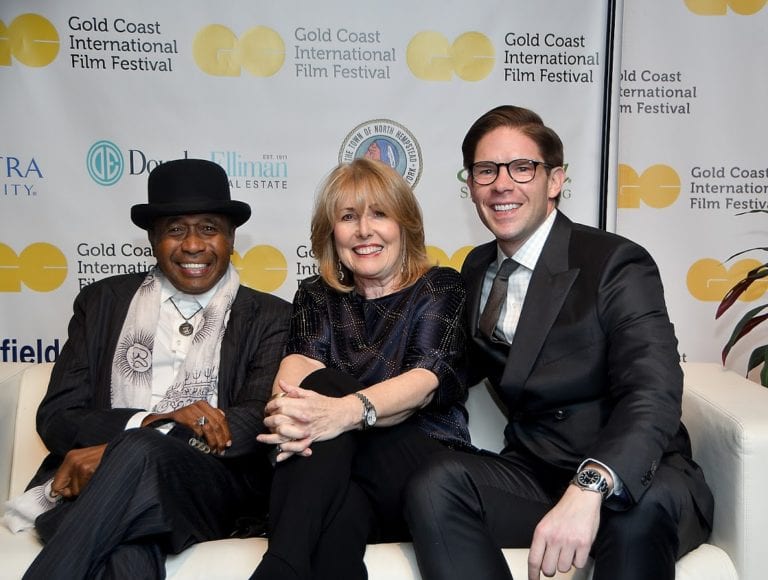 Gold Coast Arts Center presents lifetime achievement award to Ben Vereen