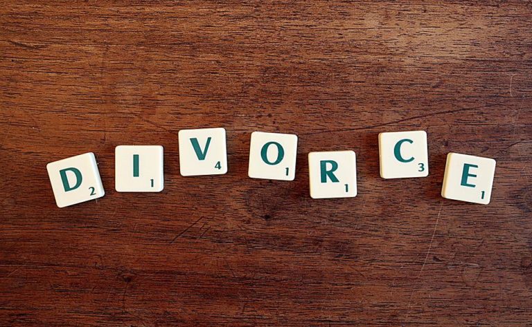 Best Divorce Lawyer – What Does A Divorce Lawyer Do?
